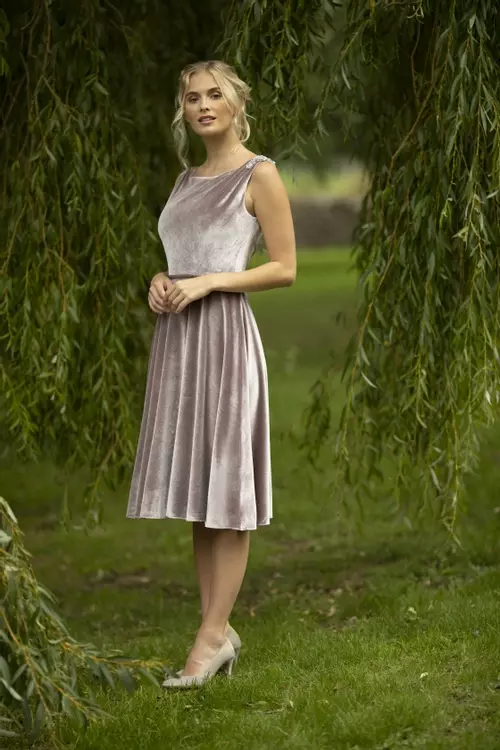 Glamorous store velvet dress